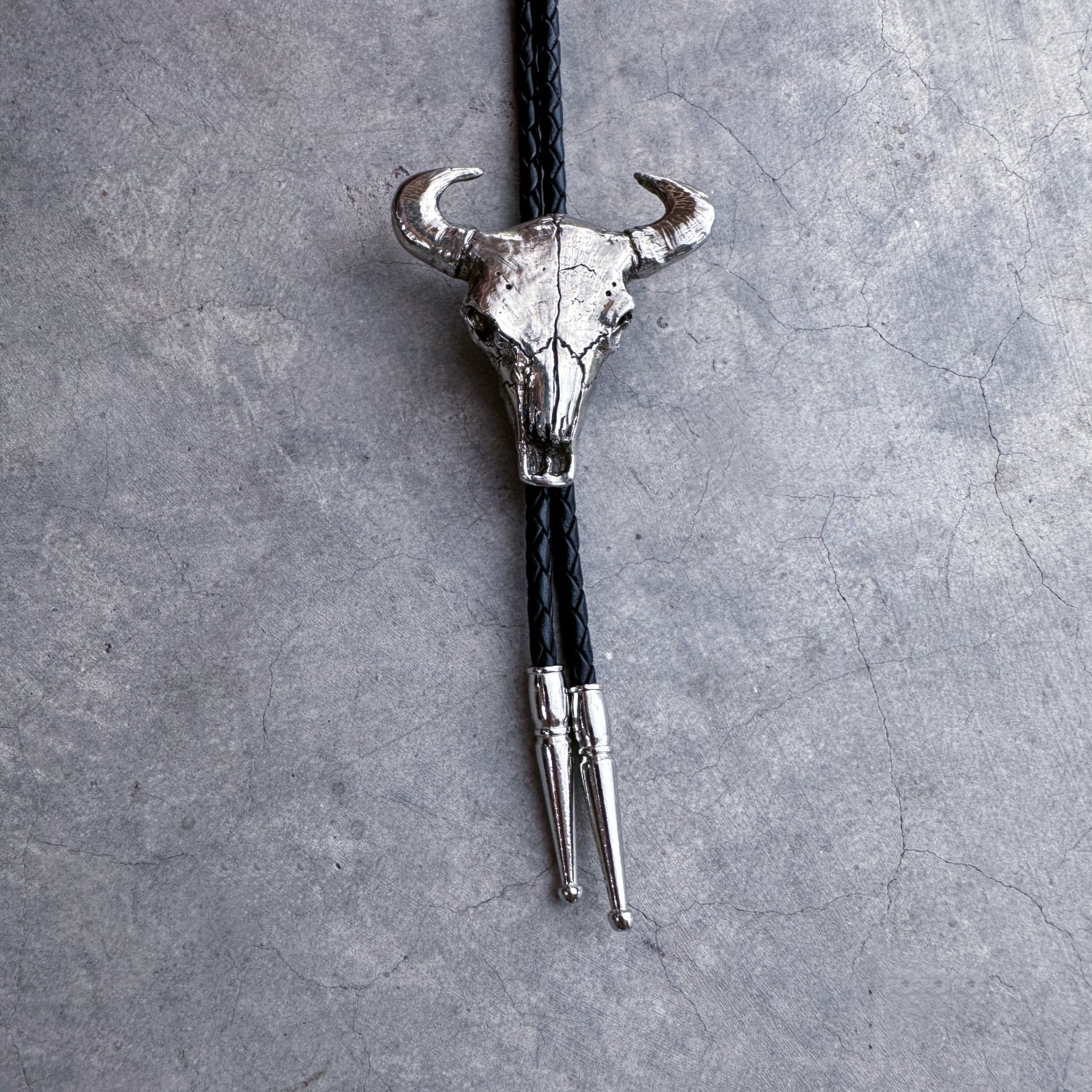 Handcrafted Silver Bronze Skull Bolo Tie - Image 3